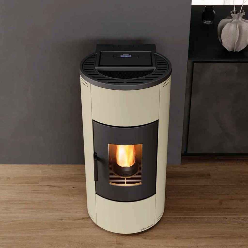 Poêle à granulés étanche canalisée Daniela Plus - 8 kW